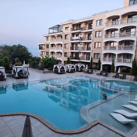 Valencia Gardens Lux 4 Per. Apartmán