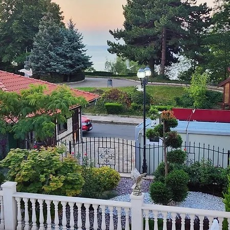 Valencia Gardens Lux 4 Per. Apartmán Nesebar