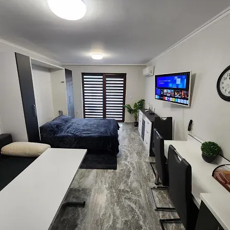 Valencia Gardens Lux 4 Per. * Nessebar